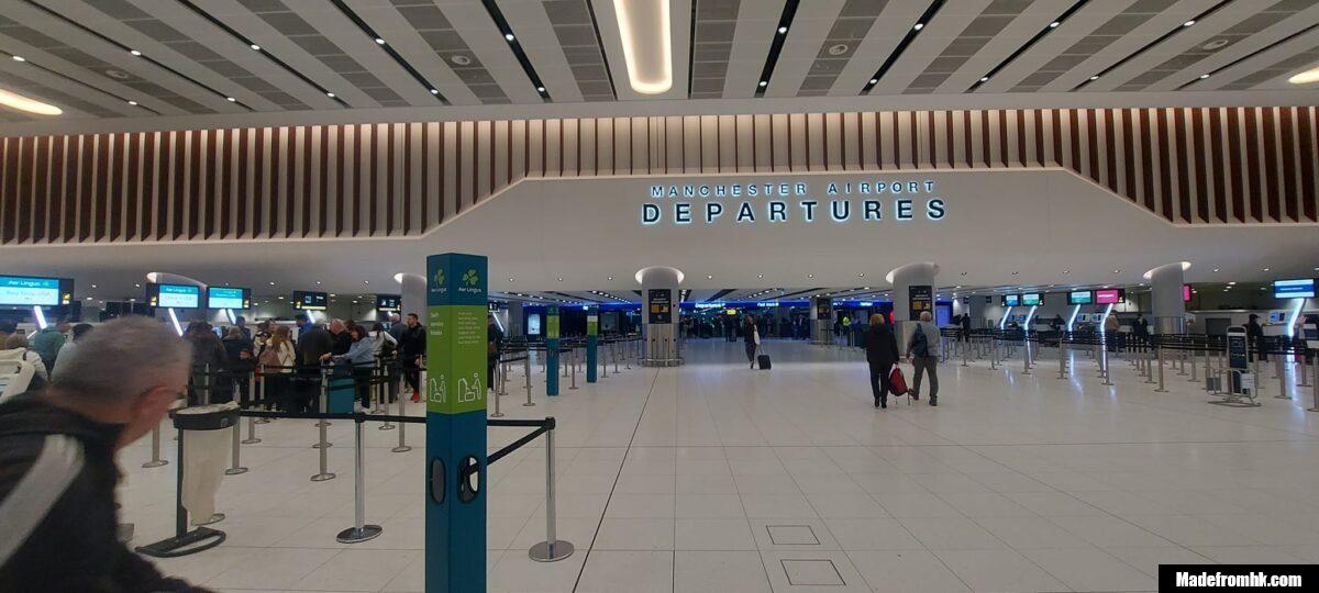 航廈空間很開闊，即使剛下飛機，也不會覺得壓迫。