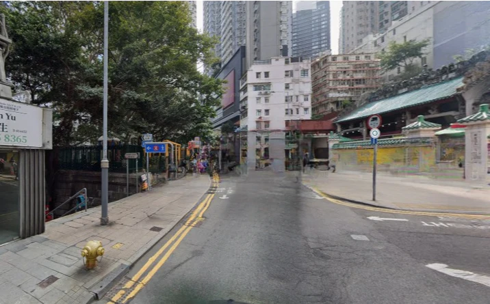 荷李活道古董店與文武廟街景