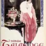1925年默片《Graustark》中男女主角站在歐洲王宮前的浪漫場景 標題 : Graustark 1925 默片冒險電影